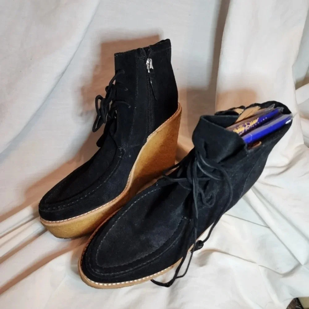 Derek Crosby Lam suede zip Wedge Comfort  booties‎ 9.5